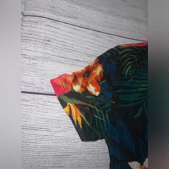 Fashinova Cute🩷💙🧡💛💚🤍Paradise Top! NEW with tags! NEVER worn! - Picture 3 of 11